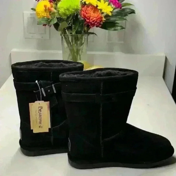 BearPaw Shoes - NWT original box Black Suede Val Bearpaw Women's Boots Size 10